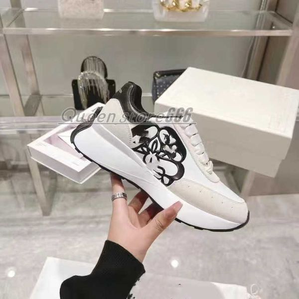 casual shoes running men women sneakers ladies trainers designer sprint runner leather satin twill pink black embossed navy red triple white
casual shoes running men women sneakers ladies trainers designer sprint runner leather satin twill pink black embossed navy red triple white