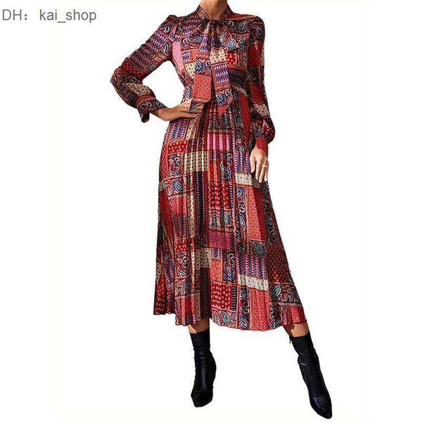 spring 2023 ethnic round neck pleated floral skirt light luxury printed fashion design dress 11, White;black
spring 2023 ethnic round neck pleated floral skirt light luxury printed fashion design dress 11, White;black