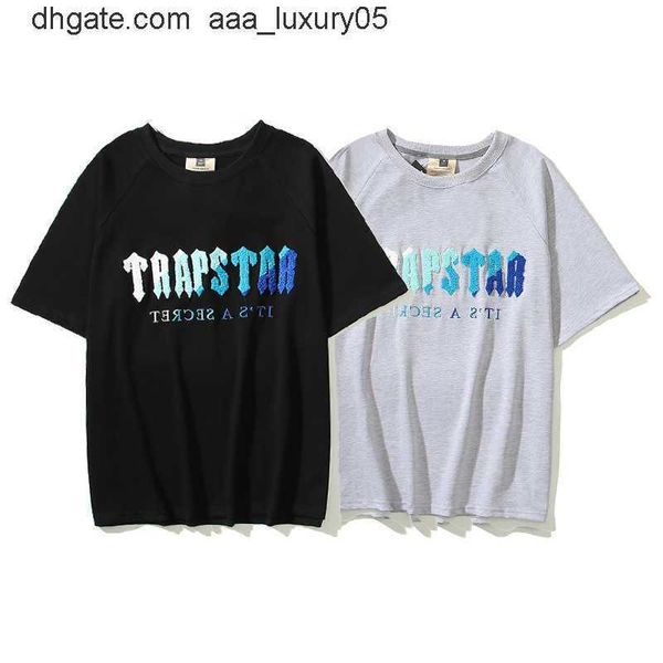 designer fashion clothing tees tshirt brand trapstar towel embroidery simple letter men's women's loose leisure cotton short sleev, White;black
designer fashion clothing tees tshirt brand trapstar towel embroidery simple letter men's women's loose leisure cotton short sleev, White;black