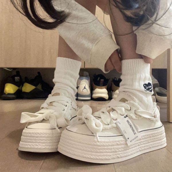 pure white canvas shoes for women winter style korean style all-match breathable thick-soled heightened white shoes, Black
pure white canvas shoes for women winter style korean style all-match breathable thick-soled heightened white shoes, Black