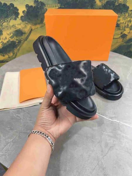 fashion slippers brand luis designers sandals men women vuttonity summer slide luxury sandal woman leisure flip-flops l07, Black
fashion slippers brand luis designers sandals men women vuttonity summer slide luxury sandal woman leisure flip-flops l07, Black