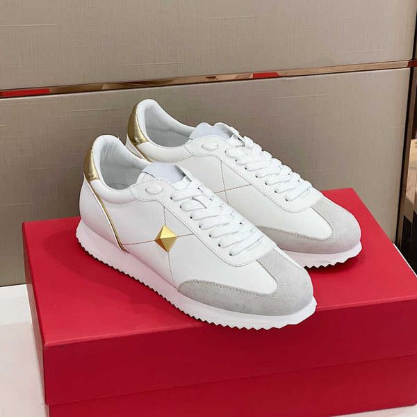 luxury shoes for man sample causal sports sneakers fashion rivet design comfortable couple sneaker men shoes
luxury shoes for man sample causal sports sneakers fashion rivet design comfortable couple sneaker men shoes