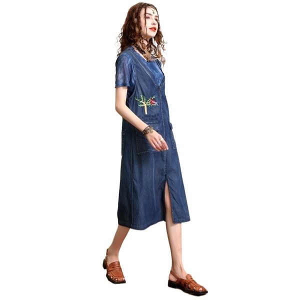 2023 new summer niche design sleeveless denim dress - vintage embroidery and comfortable mid-length skirt - perfect for casual summer occasi, Black;gray
2023 new summer niche design sleeveless denim dress - vintage embroidery and comfortable mid-length skirt - perfect for casual summer occasi, Black;gray