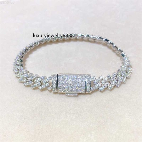 buss down stylish 10mm hiphop 925 sterling silver hand prong setting iced out d moissanite diamond cuban link chain bracelet
buss down stylish 10mm hiphop 925 sterling silver hand prong setting iced out d moissanite diamond cuban link chain bracelet