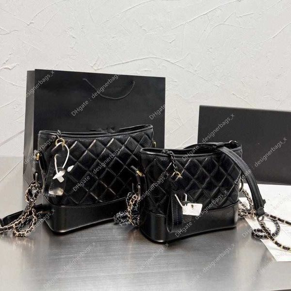 tote bags new leisure leather small fragrance chain vagrant fashion rhombus backpack crossbody c purses designer woman handbag
tote bags new leisure leather small fragrance chain vagrant fashion rhombus backpack crossbody c purses designer woman handbag