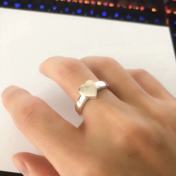 designer 925 silver ring white copper for mens womens fashion lover rings high-end quality couples ringss with box men women heart 4 styles
designer 925 silver ring white copper for mens womens fashion lover rings high-end quality couples ringss with box men women heart 4 styles