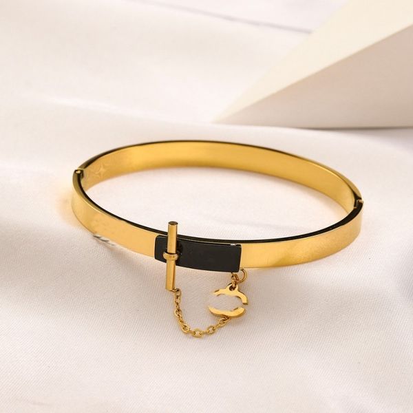vintage nail bracelet horseshoe bracelets bangle for woman cute chain for girl designer jewelry women gold bangles set jade luxury stainless, Black
vintage nail bracelet horseshoe bracelets bangle for woman cute chain for girl designer jewelry women gold bangles set jade luxury stainless, Black