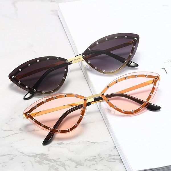 sunglasses sunglasses triangle cat eye alloy rimless crystal shiny sun glasses female unique fashion elegant green rhinestone shade eyewear, White;black
sunglasses sunglasses triangle cat eye alloy rimless crystal shiny sun glasses female unique fashion elegant green rhinestone shade eyewear, White;black