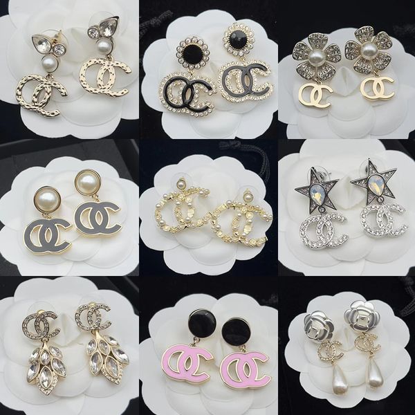 2023 classic brand cc earring fashion korean edition long crystal earrings luxury natural pearl s925 silver earring for women's designe
2023 classic brand cc earring fashion korean edition long crystal earrings luxury natural pearl s925 silver earring for women's designe