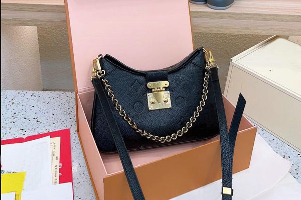 women croissant bag twinny bags s-lock chain shoulder bag designer embossing crossbody bags messenger wallet hobo handbag m46659 28x19cm
women croissant bag twinny bags s-lock chain shoulder bag designer embossing crossbody bags messenger wallet hobo handbag m46659 28x19cm