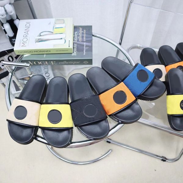 flip-flops men's designer slippers soft bottom outer wear women's slip resistant sandals printed beach slippers outdoor with box s
flip-flops men's designer slippers soft bottom outer wear women's slip resistant sandals printed beach slippers outdoor with box s