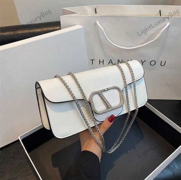 arrival designer chain shoulder bag diamond large v letter women elegance evening bags all-match luxury messenger bags fashion crossbody pur
arrival designer chain shoulder bag diamond large v letter women elegance evening bags all-match luxury messenger bags fashion crossbody pur