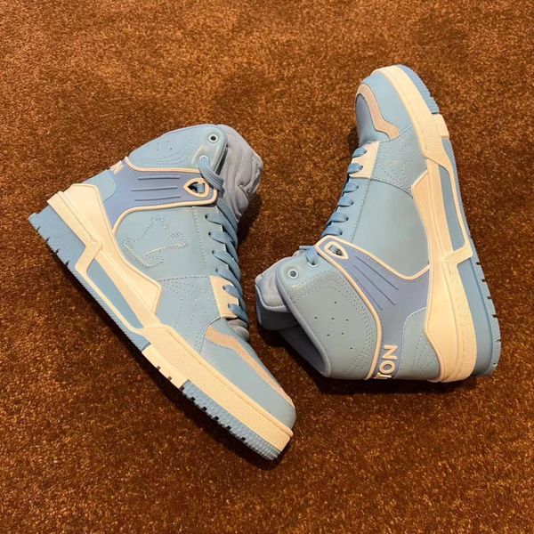 2023 luxury designer archlight runway casual shoes white blue trainers leather sneakers with box 35-45, Black
2023 luxury designer archlight runway casual shoes white blue trainers leather sneakers with box 35-45, Black