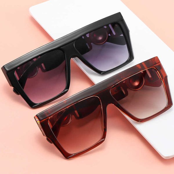fashion head show new personality large frame modern sunglasses men's and women's square glasses, White;black
fashion head show new personality large frame modern sunglasses men's and women's square glasses, White;black