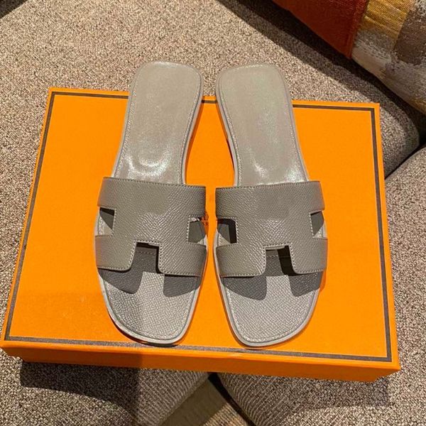 high grade outdoor beach slippers 2023 summer new luxury designer slide leather fashion flat bottom slippers womens sandals sizes 35-42 +box, Black
high grade outdoor beach slippers 2023 summer new luxury designer slide leather fashion flat bottom slippers womens sandals sizes 35-42 +box, Black