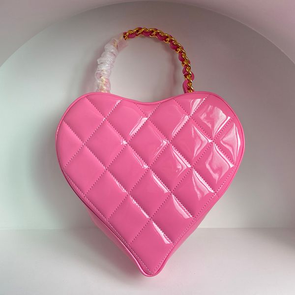 barbie core bag barbie pink heart handbag 10a patent calfskin barbiegirl purse designer clutch bag with box c060
barbie core bag barbie pink heart handbag 10a patent calfskin barbiegirl purse designer clutch bag with box c060
