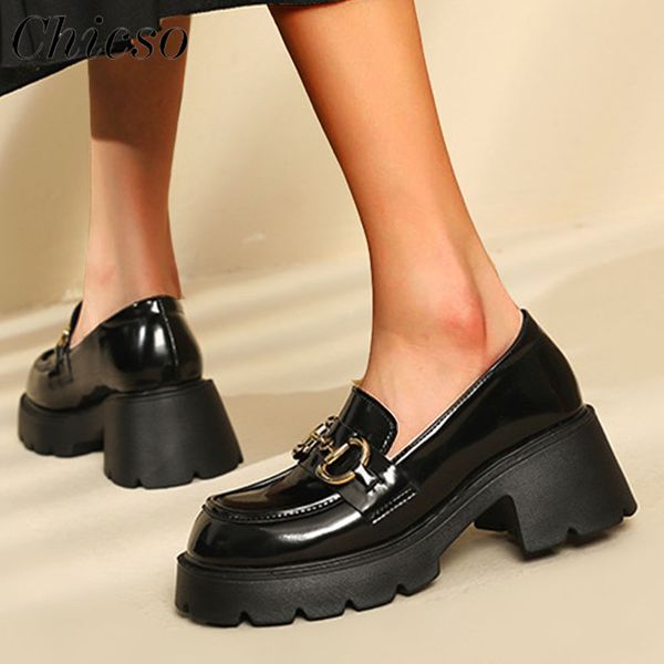 leather shoes women 2023 new british style metal chain ladies platform shoes 34-43 large-sized home office dress loafers, Black
leather shoes women 2023 new british style metal chain ladies platform shoes 34-43 large-sized home office dress loafers, Black