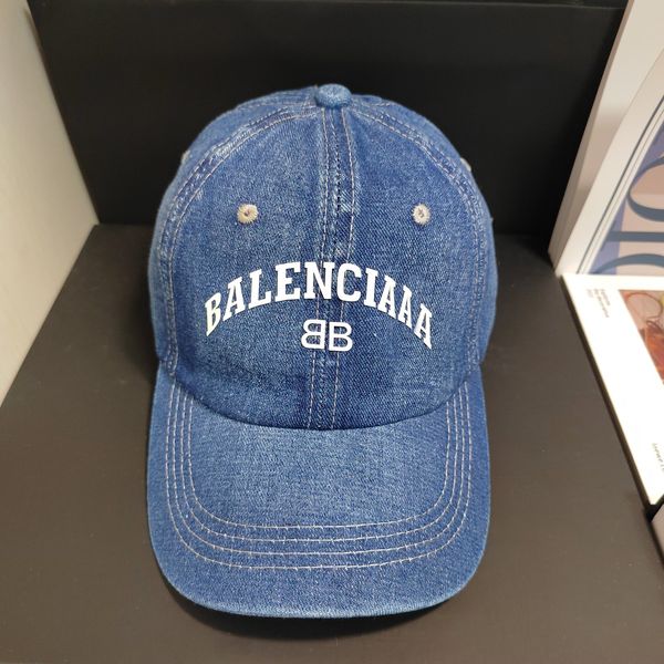 new high beauty sports baseball cap, male and female designer beanie hat, versatile commuting couple, sunshade cap, Blue;gray
new high beauty sports baseball cap, male and female designer beanie hat, versatile commuting couple, sunshade cap, Blue;gray