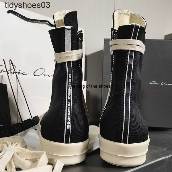 designer ro spring fashion men's high shoes letter black canvas black creamy high rise lace up casual couple versatile women's boo
designer ro spring fashion men's high shoes letter black canvas black creamy high rise lace up casual couple versatile women's boo