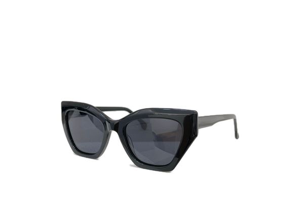 womens sunglasses for women men sun glasses mens fashion style protects eyes uv400 lens with random box and case 8842, White;black
womens sunglasses for women men sun glasses mens fashion style protects eyes uv400 lens with random box and case 8842, White;black