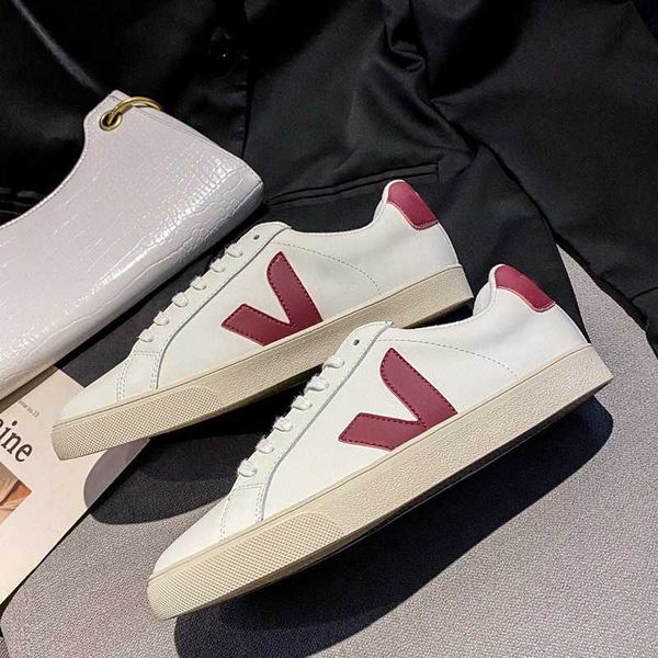 designer women veja shoes men va word leather white shoe stitching brown lace up sneaker leathers lining rubber sole black orange shoe tail
designer women veja shoes men va word leather white shoe stitching brown lace up sneaker leathers lining rubber sole black orange shoe tail