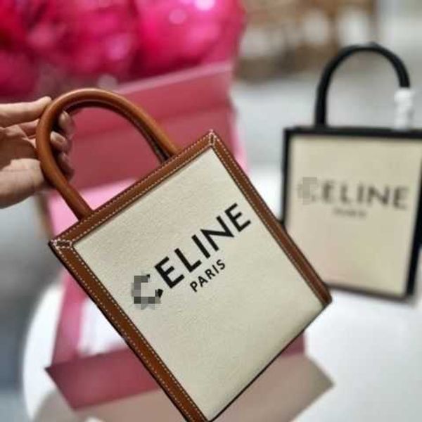 border canvas women's bag genuine leather small square bag high beauty musical score tote bag portable small shopping bag
border canvas women's bag genuine leather small square bag high beauty musical score tote bag portable small shopping bag