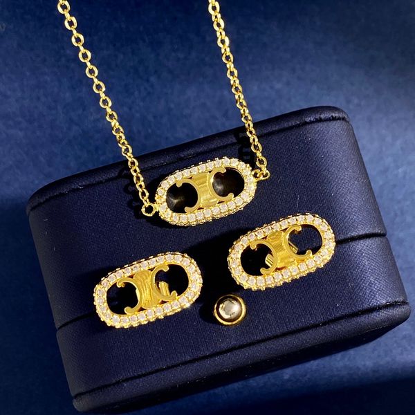 new designed triomphe pendant earrings necklace in brass with gold shiny women ear hoops designer jewelry er90087, Golden;silver
new designed triomphe pendant earrings necklace in brass with gold shiny women ear hoops designer jewelry er90087, Golden;silver