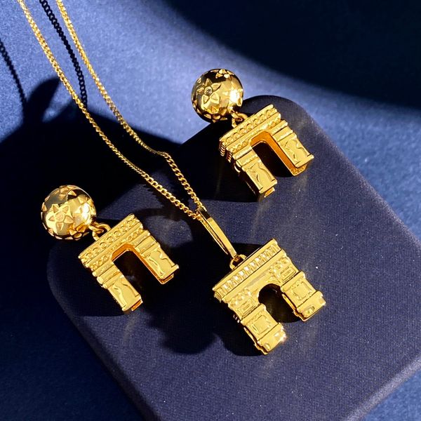 new designed triomphe pendant earrings necklace in brass with gold shiny women ear hoops designer jewelry er9006, Golden;silver
new designed triomphe pendant earrings necklace in brass with gold shiny women ear hoops designer jewelry er9006, Golden;silver