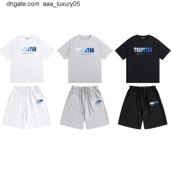 designer fashion clothing tees tshirt trapstar white blue towel embroidery fashion brand loose relaxed men's women's fashion short, White;black
designer fashion clothing tees tshirt trapstar white blue towel embroidery fashion brand loose relaxed men's women's fashion short, White;black