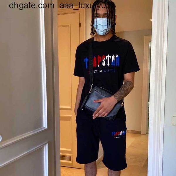 designer fashion clothing tshirt tees trapstar blue red towel embroidered short sleeve ins simple versatile men's women's loose re, White;black
designer fashion clothing tshirt tees trapstar blue red towel embroidered short sleeve ins simple versatile men's women's loose re, White;black