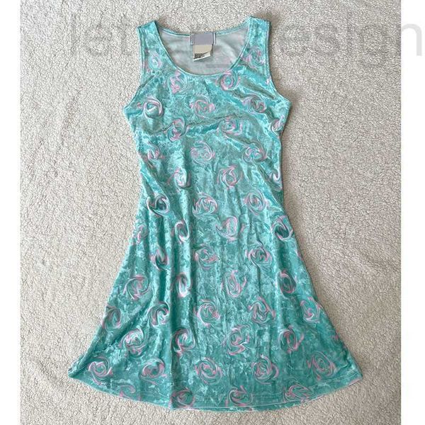 basic & casual dresses designer 2023 new fashion solid round neck velvet print pattern lady mini dress a-line sleeveless elegant retro women, Black;gray
basic & casual dresses designer 2023 new fashion solid round neck velvet print pattern lady mini dress a-line sleeveless elegant retro women, Black;gray