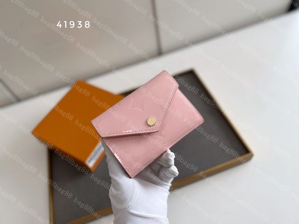 luxurys designers wallet purse bag fashion short wallets lacquer leather glossy embossed purses classic pallas card holder zippy coin purses, Red;black
luxurys designers wallet purse bag fashion short wallets lacquer leather glossy embossed purses classic pallas card holder zippy coin purses, Red;black