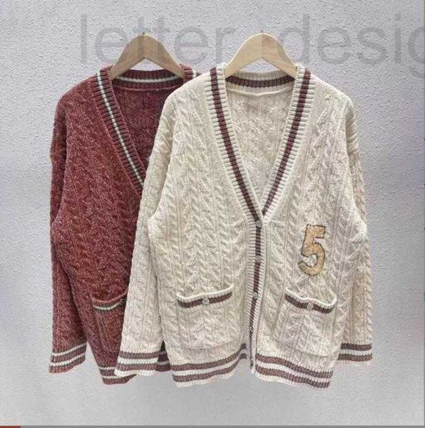 women's sweaters designer 11112 xl 2022 milan runway brand same style sweater long sleeve v neck striped pullover womens lebo bm2q, White;black
women's sweaters designer 11112 xl 2022 milan runway brand same style sweater long sleeve v neck striped pullover womens lebo bm2q, White;black