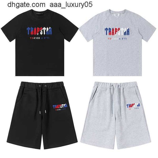 designer fashion clothing tees tshirt trapstar blue red towel embroidery summer fashion brand loose casual men's women's short sle, White;black
designer fashion clothing tees tshirt trapstar blue red towel embroidery summer fashion brand loose casual men's women's short sle, White;black