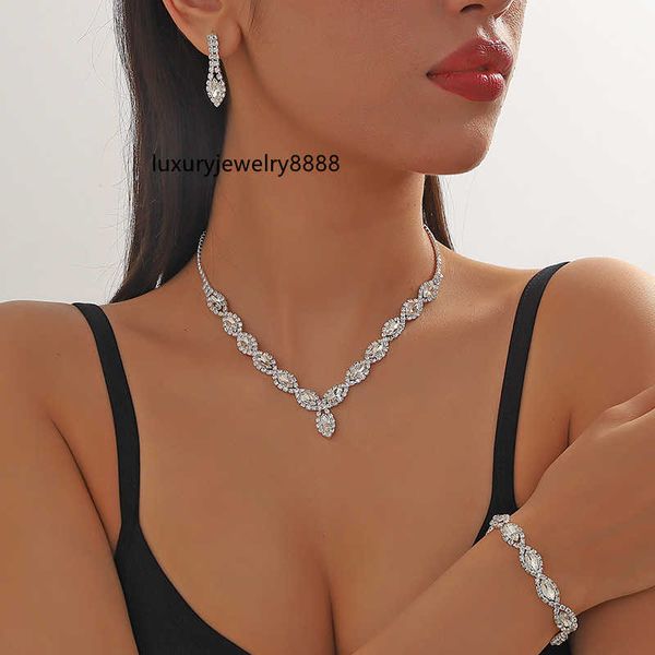 designer jewelry popular crystal collar chain necklace bracelet full diamond bracelet earrings necklace three pieces necklaces for women dru, Silver
designer jewelry popular crystal collar chain necklace bracelet full diamond bracelet earrings necklace three pieces necklaces for women dru, Silver