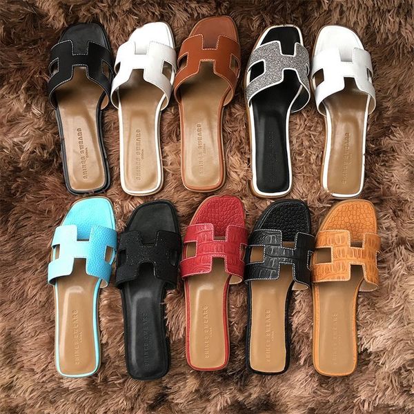 designer sandals flat heels beach slippers classic flat sandal luxury summer lady real leather flip flops men women slides size 34-42 with b, Black
designer sandals flat heels beach slippers classic flat sandal luxury summer lady real leather flip flops men women slides size 34-42 with b, Black