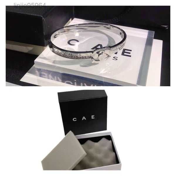 18k gold bangle 925 silver designer bracelet girl love circle brand jewelry couple box fashion family accessories 44, Black
18k gold bangle 925 silver designer bracelet girl love circle brand jewelry couple box fashion family accessories 44, Black