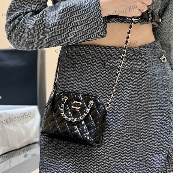 designer womens mini makeup bag crossbody bag patent leather diamond check gold hardware metal fasteners fine chain crossbody bags braided h
designer womens mini makeup bag crossbody bag patent leather diamond check gold hardware metal fasteners fine chain crossbody bags braided h