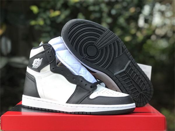 shoes 1 high og black white black/summit sports sneakers bq4422-001 us7-13 basketball shoes
shoes 1 high og black white black/summit sports sneakers bq4422-001 us7-13 basketball shoes
