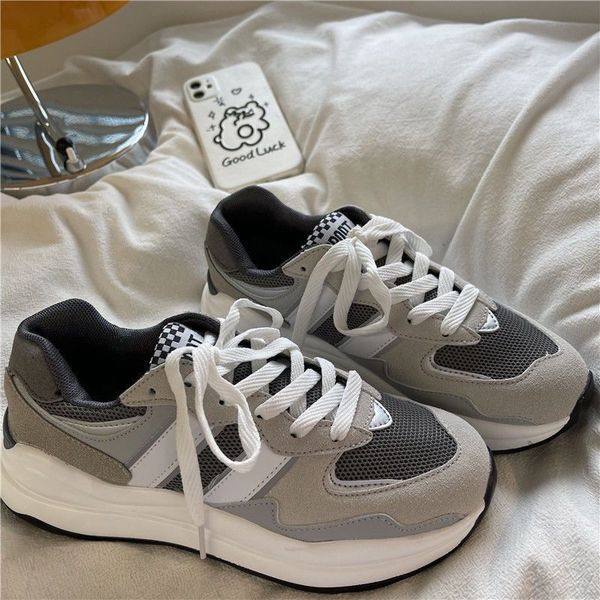 vintage sports shoes women autumn fashion2023 patchwork platform sneakers all-match breathable students daily wear footwear, Black
vintage sports shoes women autumn fashion2023 patchwork platform sneakers all-match breathable students daily wear footwear, Black