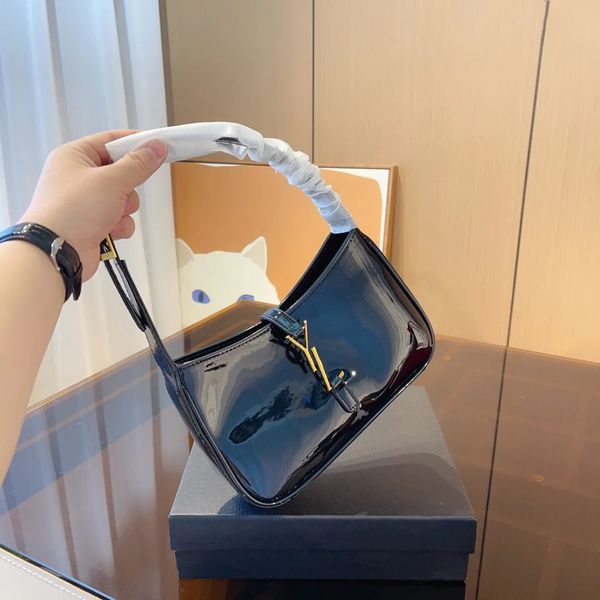 designer shoulder bag women messenger bag armpit bag fashion shoulder bag tote bag wallet famous handbag womens handbags bags mailman's
designer shoulder bag women messenger bag armpit bag fashion shoulder bag tote bag wallet famous handbag womens handbags bags mailman's