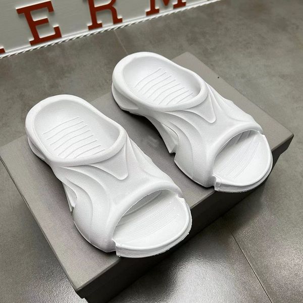 designer slippers paris fashion house catwalk flip-flops comfortable outdoor fashion beach non-slip women's slippers, Black
designer slippers paris fashion house catwalk flip-flops comfortable outdoor fashion beach non-slip women's slippers, Black