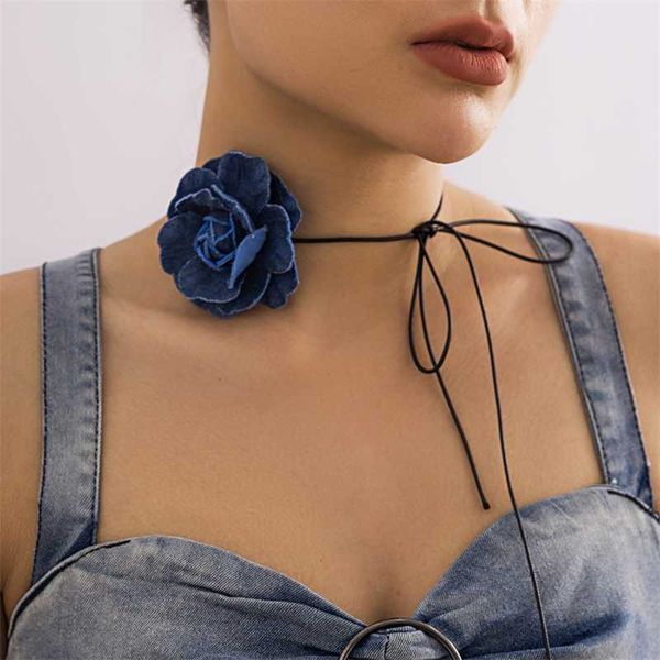 pendant necklaces lace up rope chain with blue denim fabric flower choker necklace for women trendy 2023 fashion jewelry on neck accessories, Silver
pendant necklaces lace up rope chain with blue denim fabric flower choker necklace for women trendy 2023 fashion jewelry on neck accessories, Silver