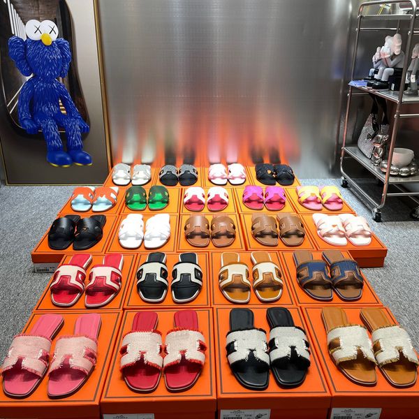 2023 classic men slippers designer leather sandals izmir flip flop oran heritage calfskin sandals summer lazy large beach casual slides, Black
2023 classic men slippers designer leather sandals izmir flip flop oran heritage calfskin sandals summer lazy large beach casual slides, Black