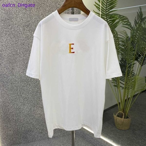 23ss designer men's t-shirt tees short sleeve luxury clothing summer leisure underwear breathable embroidery print coat clothing wholes, White;black
23ss designer men's t-shirt tees short sleeve luxury clothing summer leisure underwear breathable embroidery print coat clothing wholes, White;black