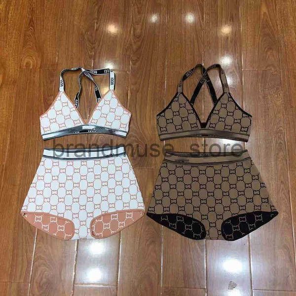 women's two piece pants brand women's tracksuits swimsuit 2022 women's summer new two letter knitted hanging neck gathering b, White
women's two piece pants brand women's tracksuits swimsuit 2022 women's summer new two letter knitted hanging neck gathering b, White