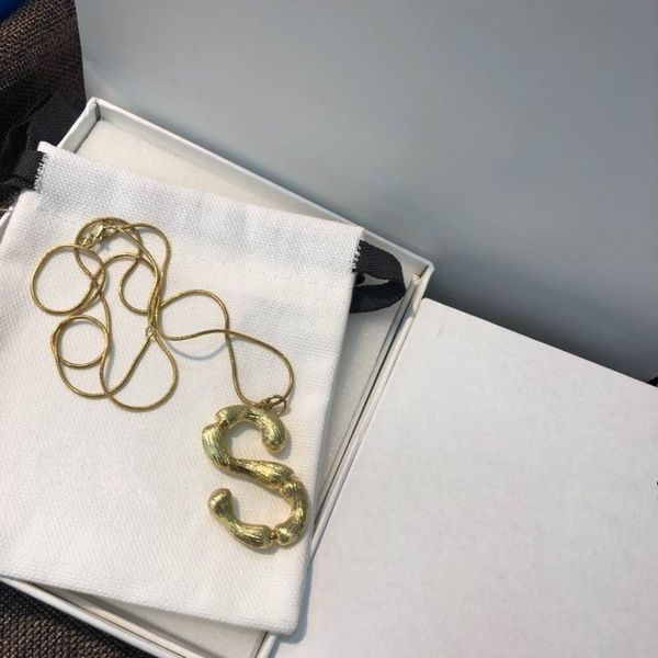 2023 lovely cute pendant necklaces long gold thin rope capital s letter designer women necklace with dust bag and box, Silver
2023 lovely cute pendant necklaces long gold thin rope capital s letter designer women necklace with dust bag and box, Silver