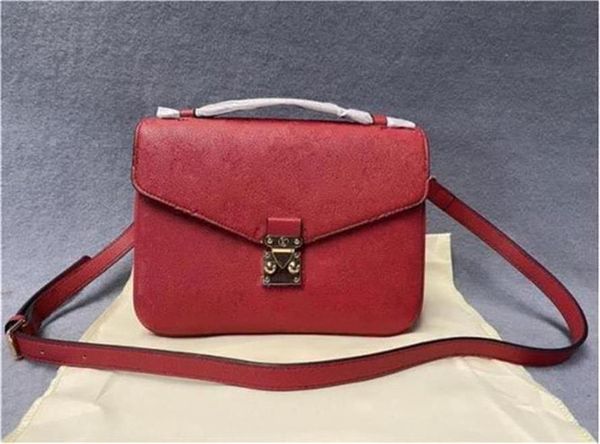 luxurys designers crossbody bag women handbag pochette messenger bags oxidizing leather metis shoulder bags bag totes m44875, Red;black
luxurys designers crossbody bag women handbag pochette messenger bags oxidizing leather metis shoulder bags bag totes m44875, Red;black