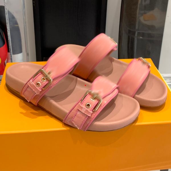 2023 fashion brand slide man black slippers women stripe slides white red beach slippers size 35-40 -477
2023 fashion brand slide man black slippers women stripe slides white red beach slippers size 35-40 -477