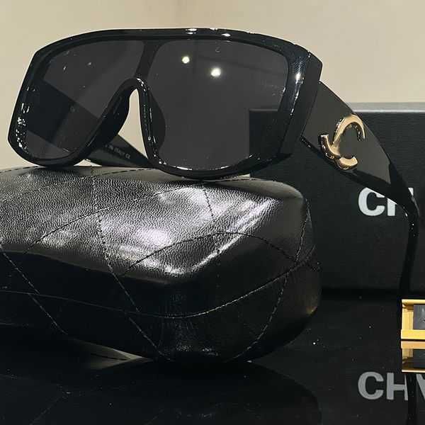 women luxury designer channel sunglasses classic goggles waterproof and uv polarized both men and womens man sunglasses for woman mens 466z8, White;black
women luxury designer channel sunglasses classic goggles waterproof and uv polarized both men and womens man sunglasses for woman mens 466z8, White;black
